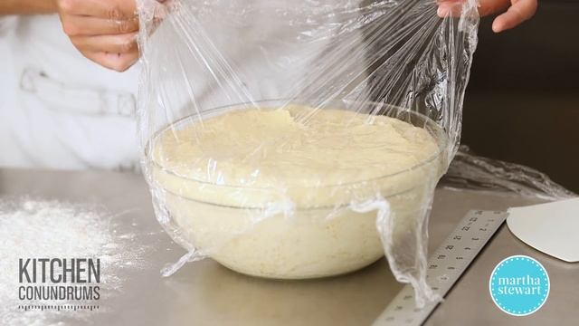 How to Make Light and Fluffy Parker House Rolls- Kitchen Conundrums with Thomas Joseph смотреть онлайн