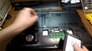 Ремонт ноутбука ASUS. Замена винчестера HDD на SSD. Установка Windows 10