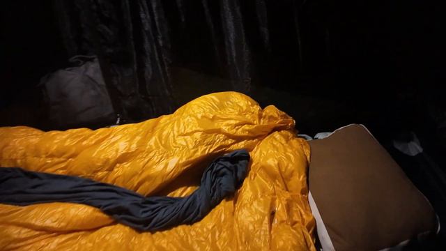 Wild Camp and a 12,000lm torch review смотреть онлайн