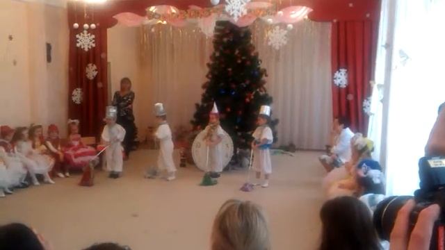 Мой Егорка снеговик))))) смотреть онлайн