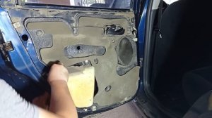 Как снять стекло задней двери Ford Focus 1