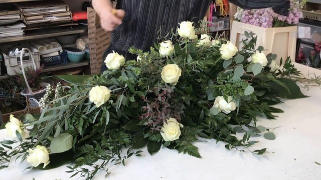 How To Make A Large Spring Double Ended Spray Using Feminine Flowers