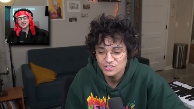 Reacting To People Reacting To Me смотреть онлайн