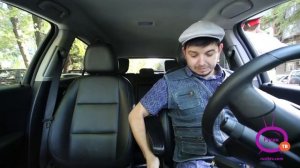 Таксист Русик  Права забыл!