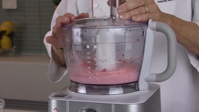 Kenwood SA Recipe Video: Fruity Ice Crush (Web Video) смотреть онлайн