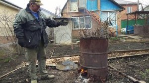 как сжигать сырые ветки