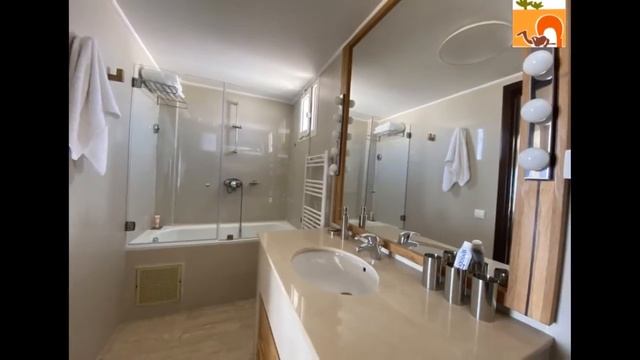 Appartement unique avec une belle vue sur la mer смотреть онлайн