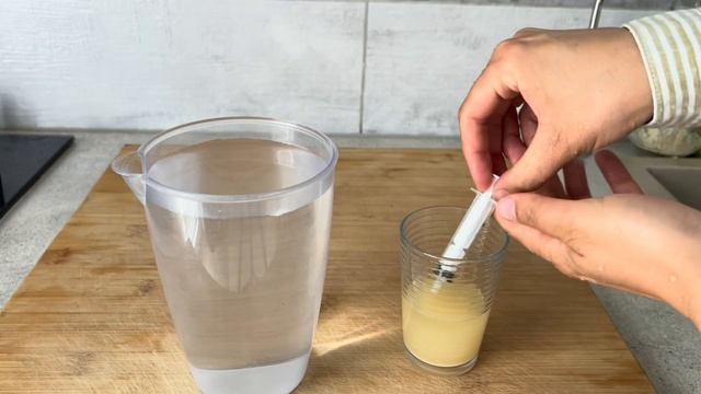 Sadece köklerine biraz serpin!Aniden orkideler birçok çiçek açacak! Ve saglikli kökler çıkaracak смотреть онлайн