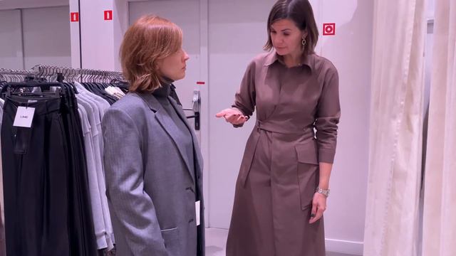 Практика ОСЕНЯЯ КАПСУЛА собираем с девочками в магазине LIME смотреть онлайн