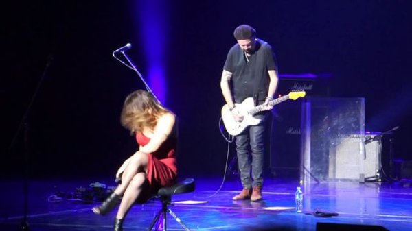 Beth Hart.Your heart is black as night.  Live in Saint-Petersburg.