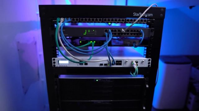 I built a big Server Rack for my Home Lab! смотреть онлайн