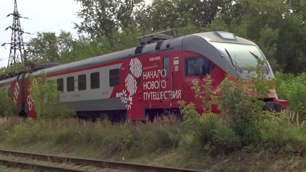 Электропоезд ЭП3Д-0036/0037/0038 сообщением Починки - Варя отправляется со ст. Сормово смотреть онлайн