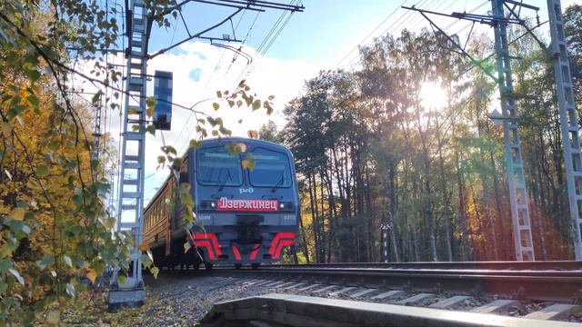 ЭД4М-0373 "Дзержинец" С.Петербург Финл. - Выборг следует по перегону Ланская - Шувалово смотреть онлайн