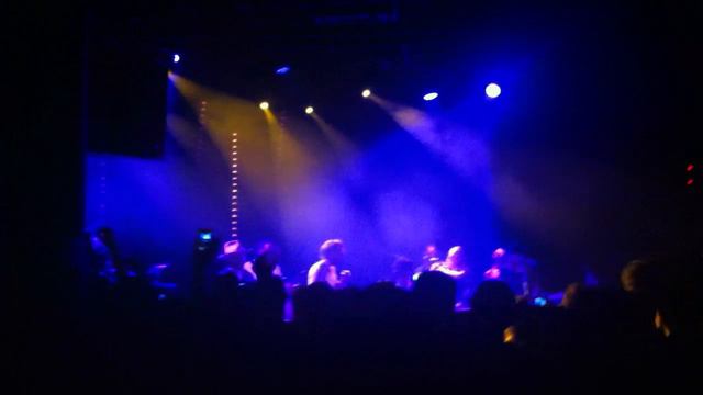 Alexander / Edward Sharpe & The Magnetic Zeros - Truth (live @ Le Trabendo, Paris, July 9th) смотреть онлайн