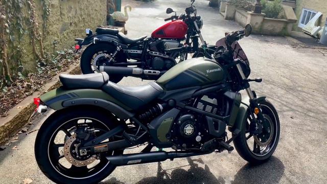 Kawasaki Vulcan S 650 Vs. Yamaha Bolt 950 - Walk Around