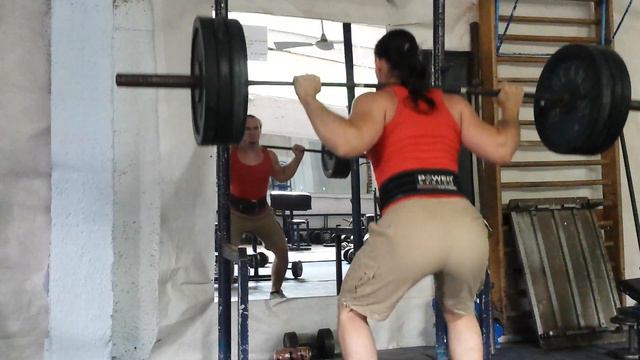 140 Kg (310 lbs) - Squats... смотреть онлайн