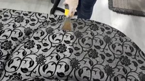 Чистка дивана экстрактором (моющим пылесосом)