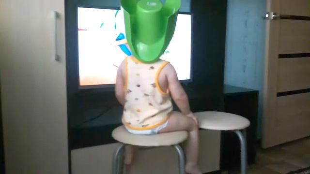 Аришка и на голове горшок смотреть онлайн