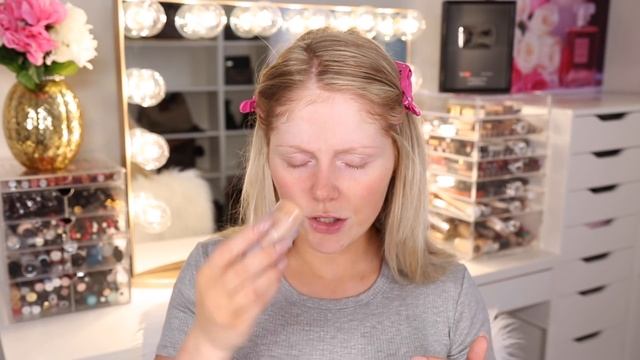 FIRST IMPRESSIONS | MILK MAKEUP BLUR STICK SKIN BLURRING PRIMER смотреть онлайн