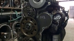Демонтаж распределительных шестерёнок с двигателя Volvo D13