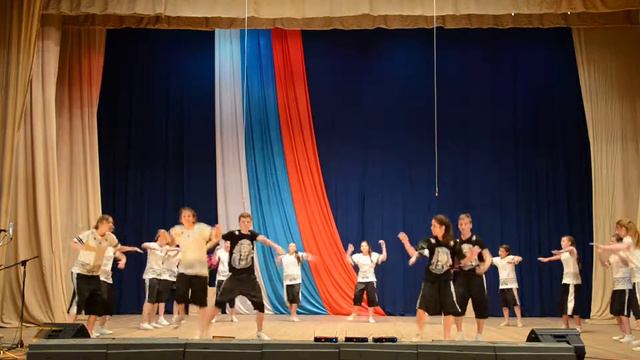 Данс-крэш. рук. Липейко С.Б. Защита коллективов. Светлоград ЦДК, 2016. смотреть онлайн