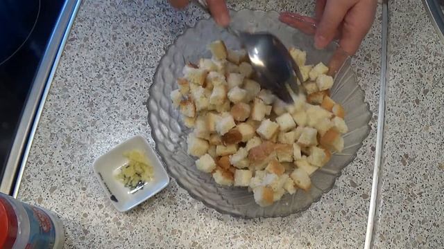 Сухарики больше не покупаю! Эти сухари подойдут и для цезаря и для супа. смотреть онлайн