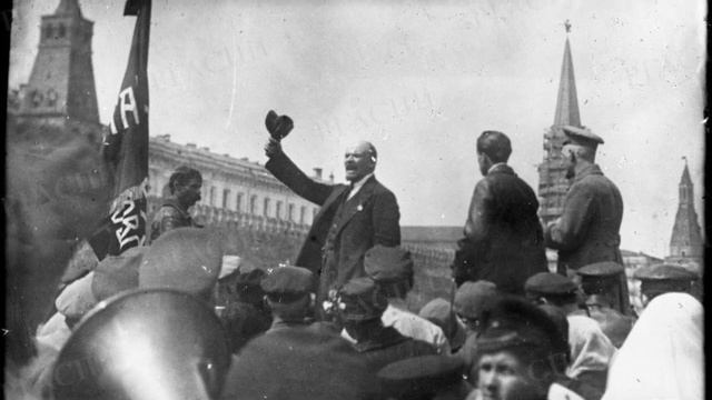 21 января 1924 года в 6 часов 50 минут вечера в Горках, под Москвой, скончался Владимир Ильич Ленин смотреть онлайн
