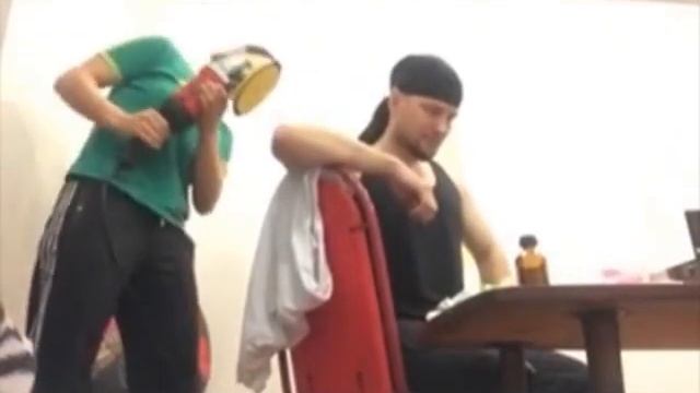 Как самому вывести татуировку. Выведение болгаркой, (часть 1) / Removal of tattoos (Part 1) смотреть онлайн