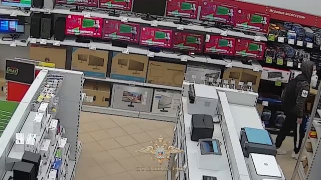 Кража из магазина Эльдорадо в Балтия Молл смотреть онлайн