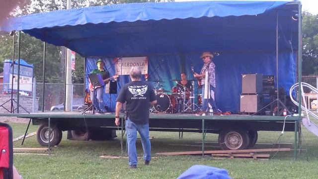 Joe's Garage Band - Knockin on Heaven's Door смотреть онлайн