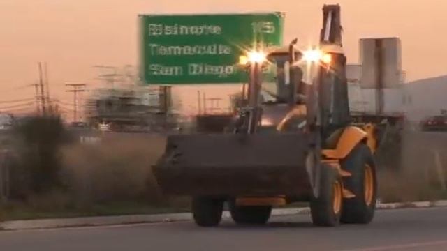 Volvo Backhoe Safety Video смотреть онлайн