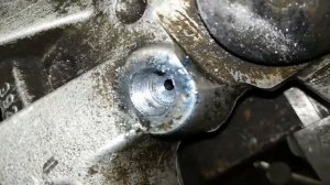 SAAB восстановление резьбы в суппорте под штуцер