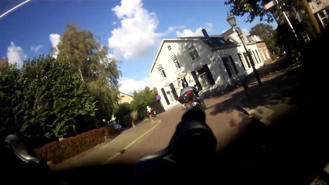 Veluwe rit 2010 met het V-Strom forum deel 4 смотреть онлайн