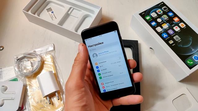 Распаковка iPhone 8 и проверка состояния. Решил попробовать, как это быть яблочным рабом)? смотреть онлайн