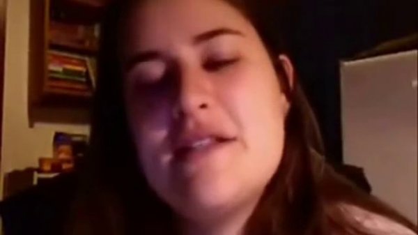 Девушки чихают     Pretty sneezing 3