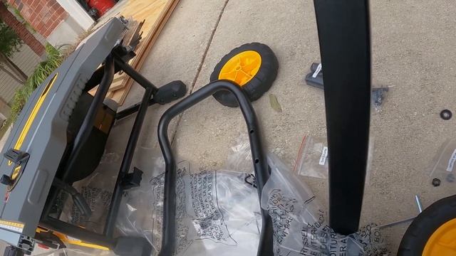 DeWalt DWE7491RS UNBOXING and Assembly смотреть онлайн