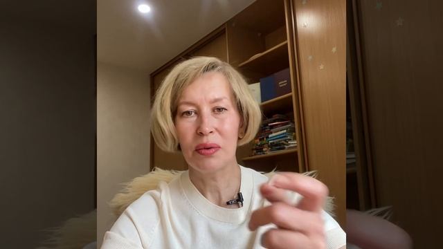 Когда ребёнок спит вместе с мамой. #когдаребенокспитвместесмамой #галинамаслакова смотреть онлайн