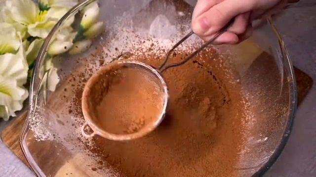 ??Ei und Kakao zu den Bananen geben. Ein einfaches Dessertrezept ohne Backofen. asmr. смотреть онлайн