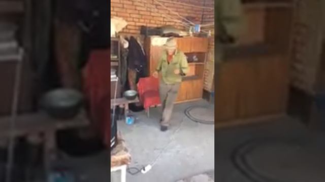 Дядя Ваня! Хочу на берег океана😃😃😃 смотреть онлайн