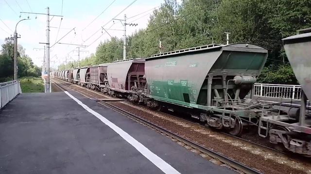 2ЭС6-1334/1331 с грузовым. смотреть онлайн