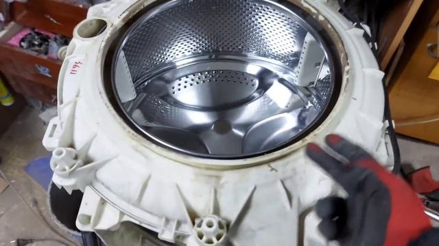 Hotpoint-Ariston замена подшипника смотреть онлайн