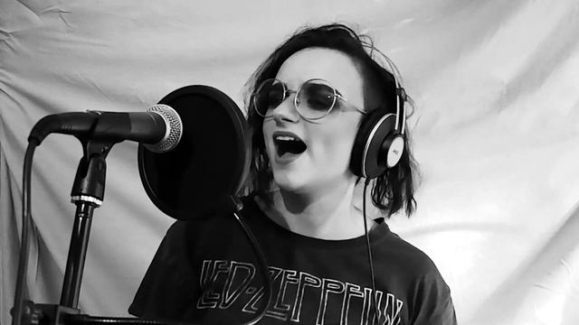 Zombie - The Pretty Reckless (Acoustic Cover) смотреть онлайн