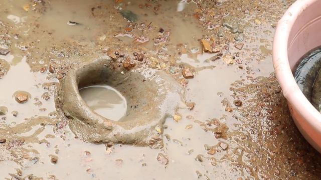 Unbelievable Fishing Experiment: Catch Fish From Hole With Python #001 смотреть онлайн