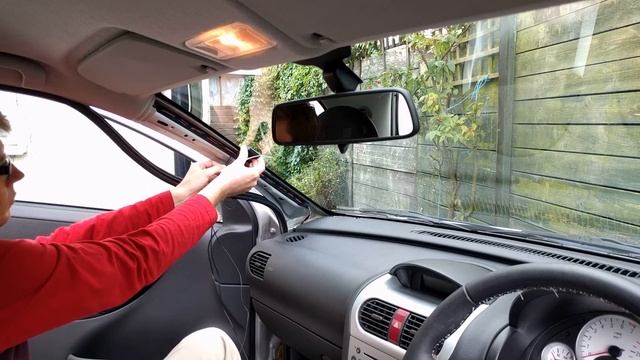 Install a DAB Windscreen Aerial смотреть онлайн