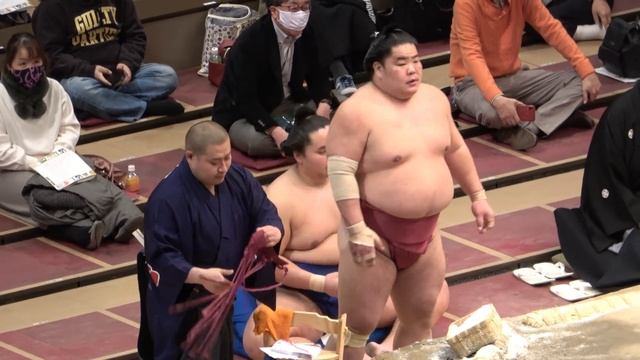 Great sumo stories #3: Small-town champion Daieisho смотреть онлайн