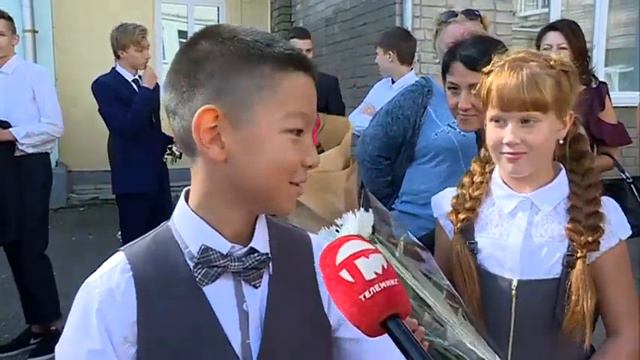 "Аллеи первоклассников" поддержали в школе №14 смотреть онлайн