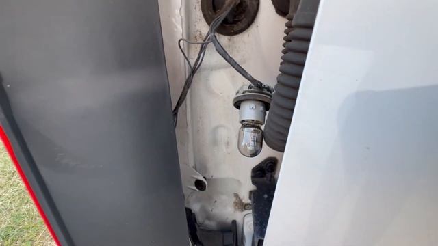 How To Replace A Tail Light Bulb | Ford Transit Connect 2015 смотреть онлайн