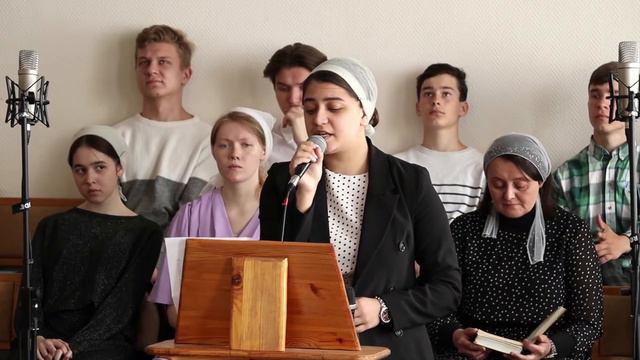 "Обессилев от ран"- Гуськова Стефания | Христианские песни смотреть онлайн