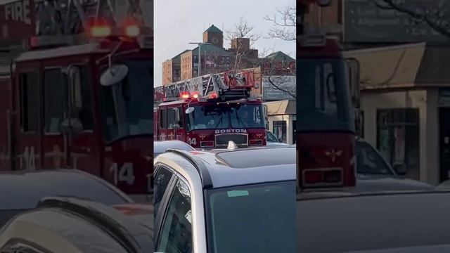 Boston Engine 41 and Ladder 14 responding to a car crash ? смотреть онлайн