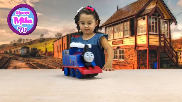 Turbo Flip Thomas and Friends 5 Amazing Tricks 360 Backflip | HappyMilaTV #234 смотреть онлайн